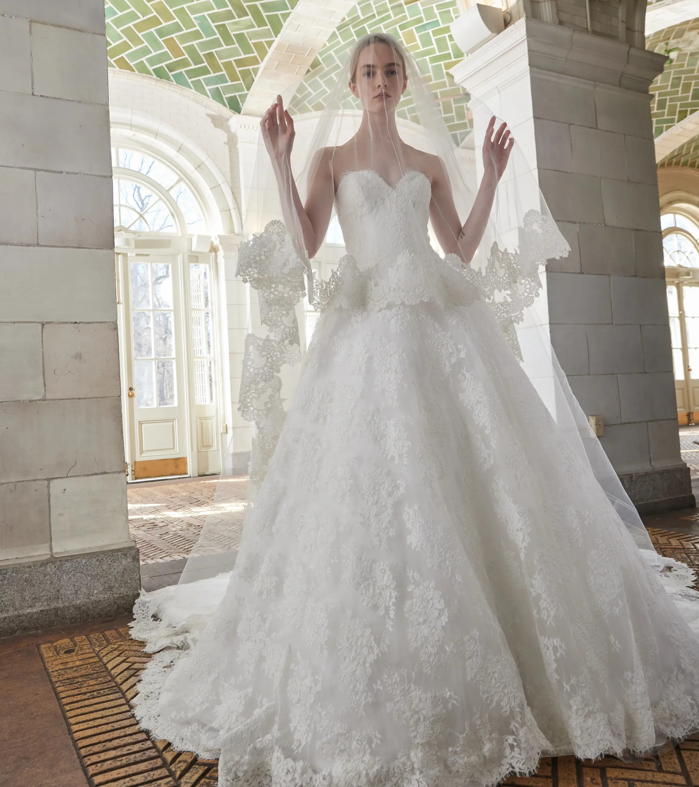 Wedding Dresses <h5>for the Classic and Timeless Bride</h5>