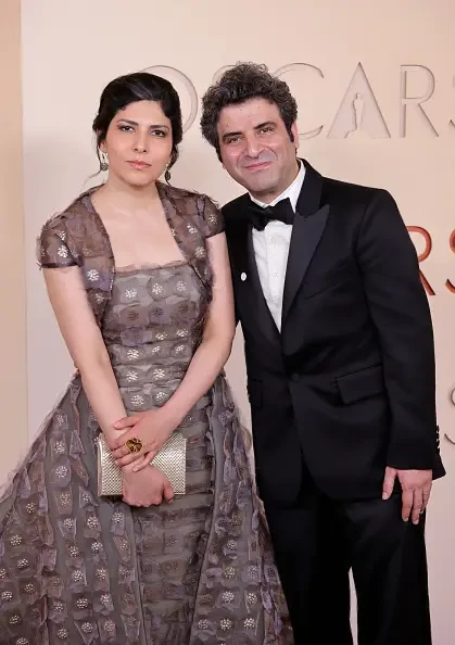  Sara Khaki and Mohammadreza Eyni.