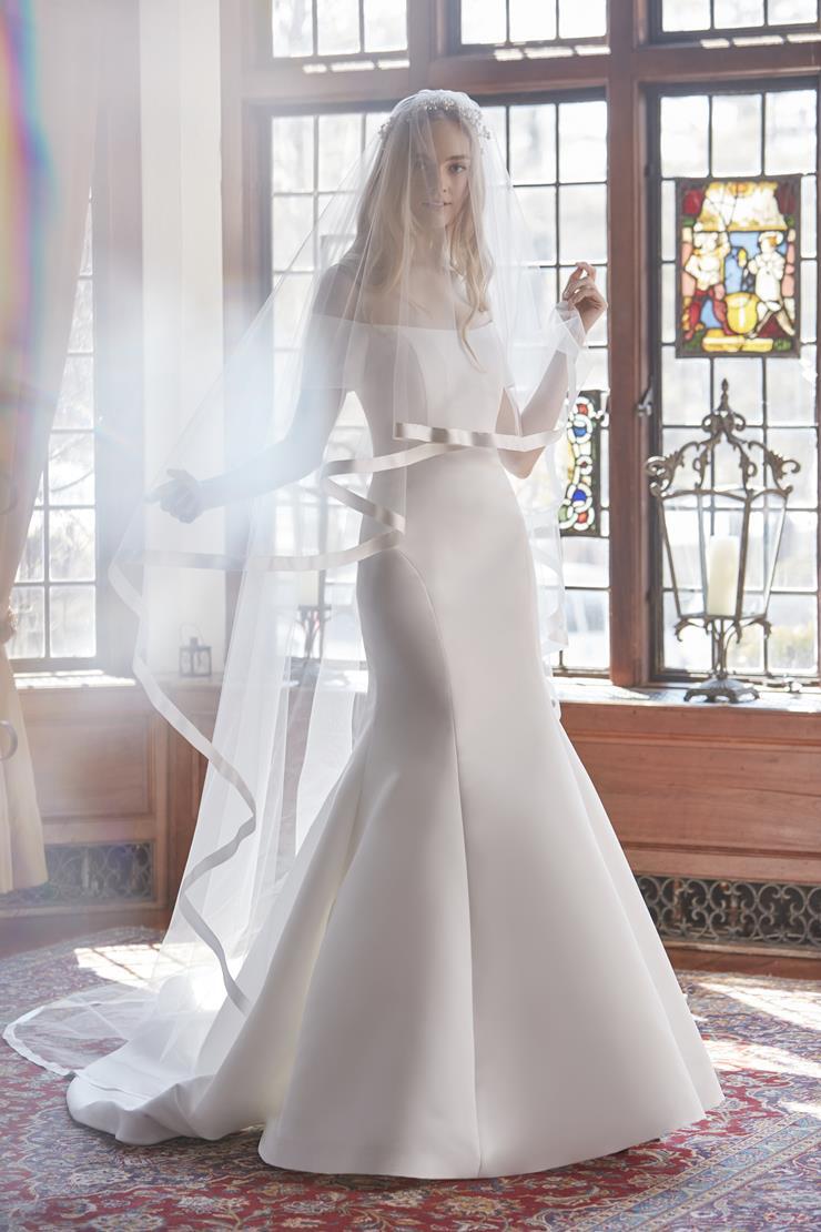 The Ultimate Guide to Wedding Dress Silhouettes