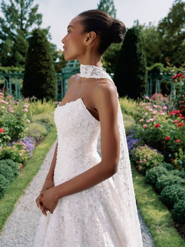 Bergdorf Goodman Bridal Salon: BERGDORF GOODMAN Trunkshow