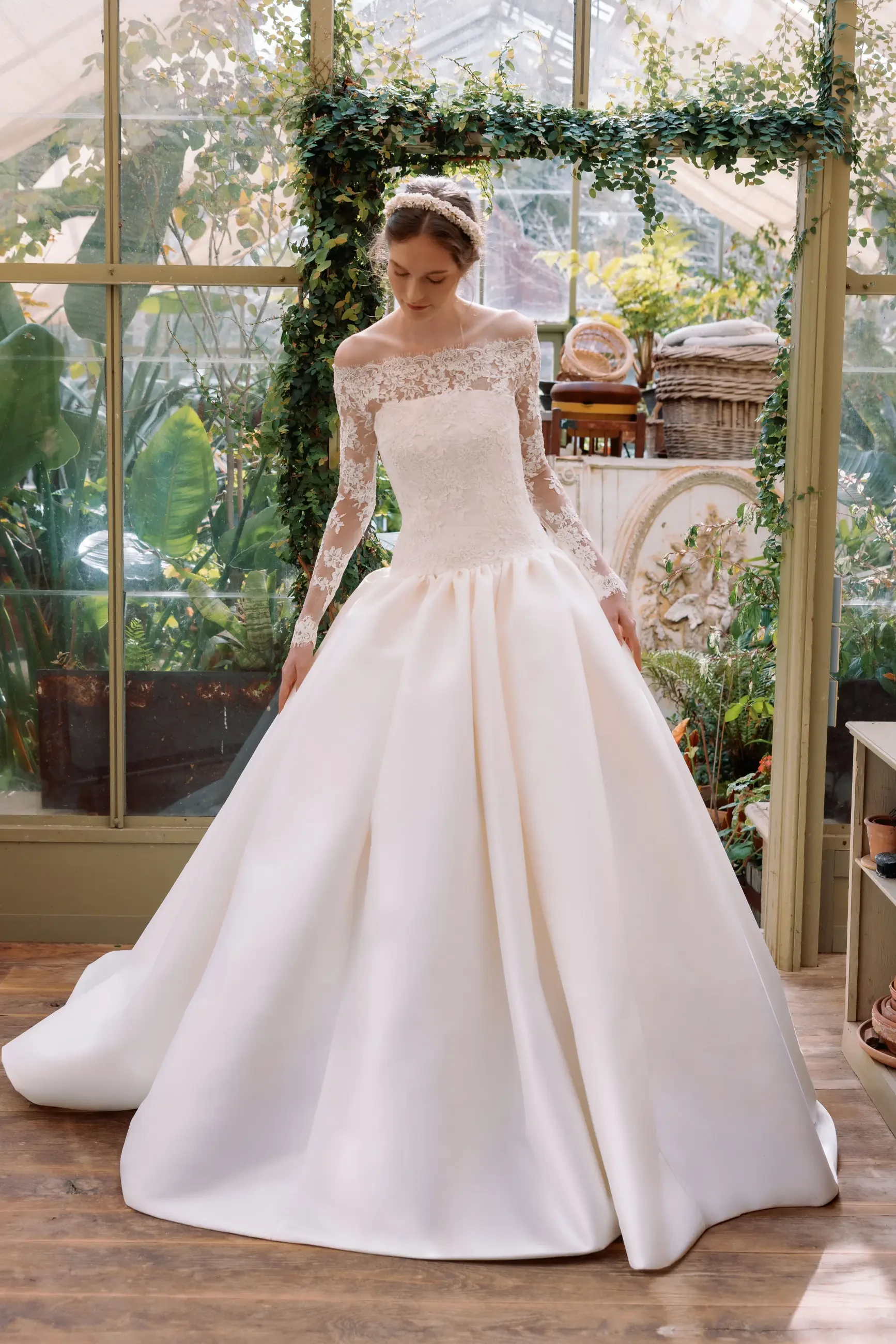 A Little Something White: A Little Something White Trunkshow