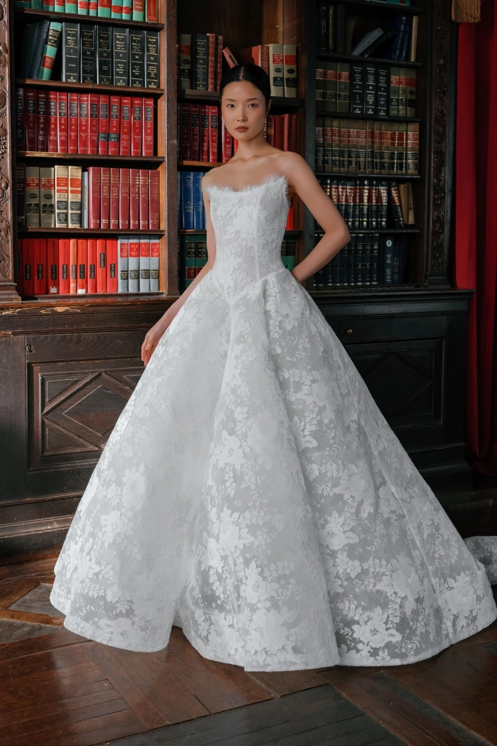 Joli Bride