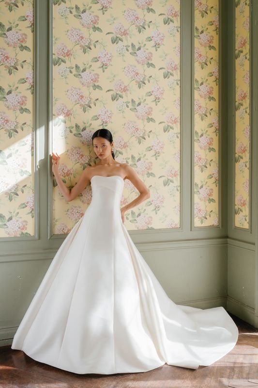 Town and Country Bridal: Town & Country Bridal Trunkshow