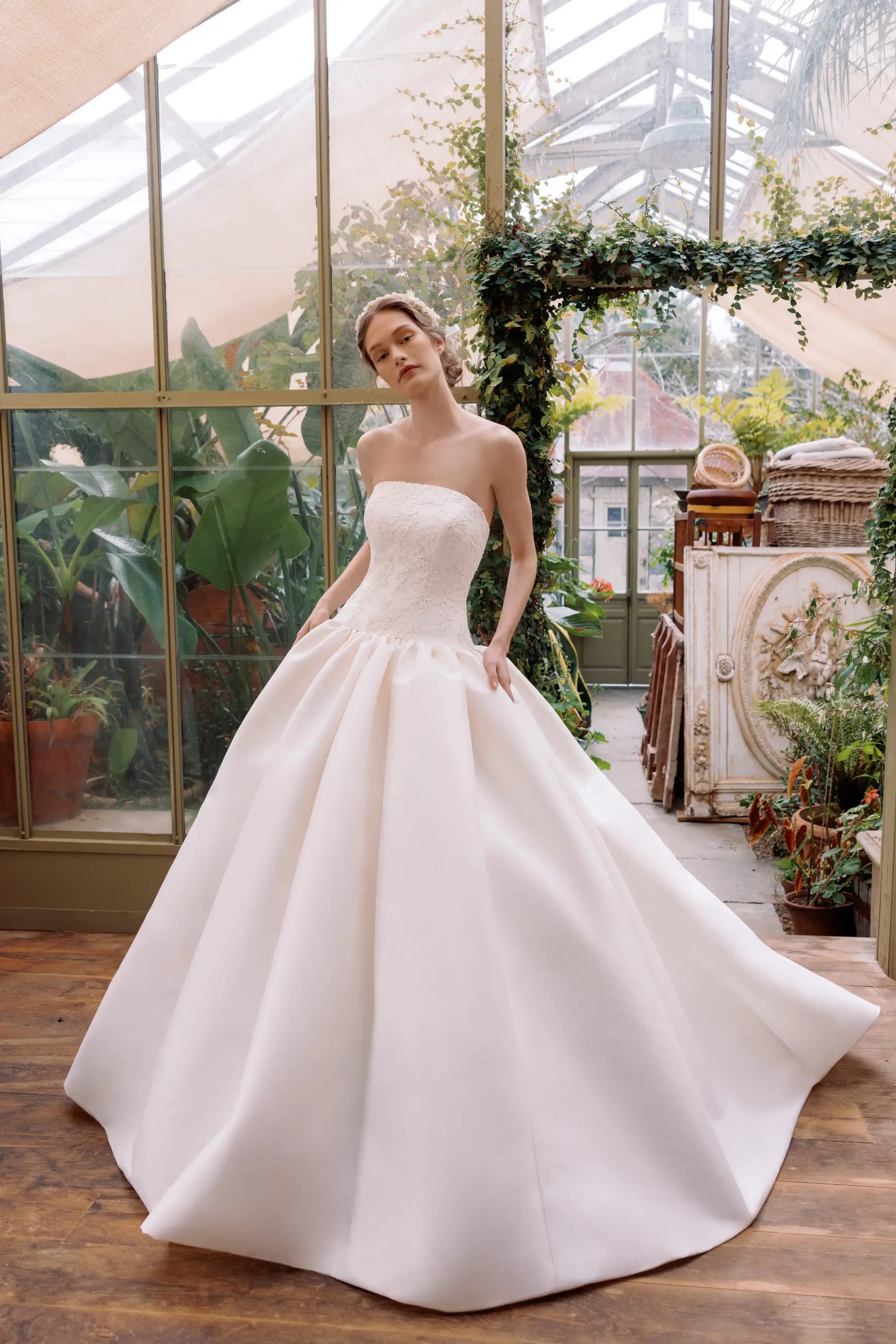 En Blanc: En Blanc Trunkshow