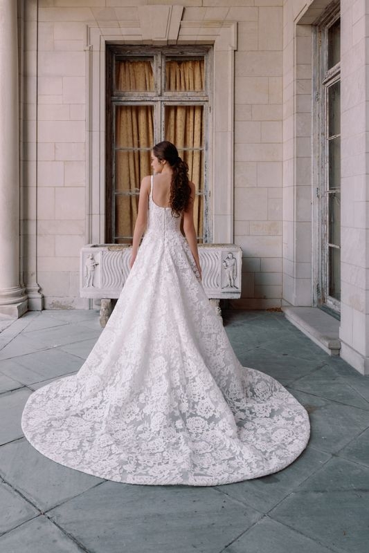 L'Elite Bridal: L'elite Trunkshow