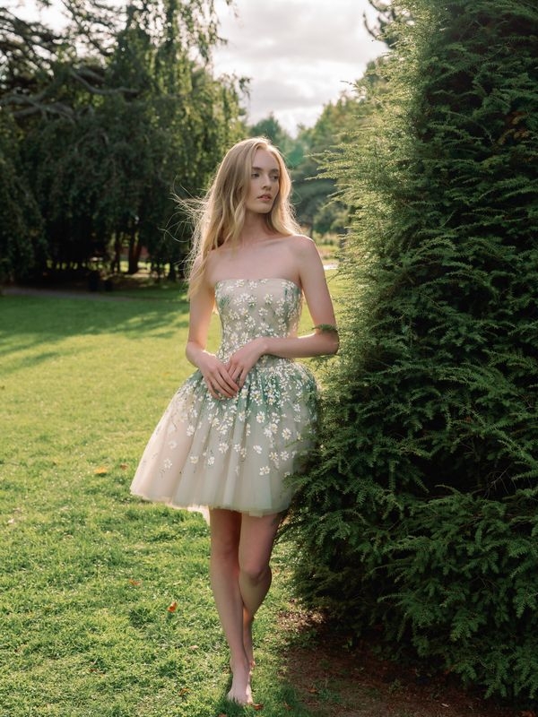 Bella Bianca Bridal Couture: Bella Bianca Bridal Couture Trunkshow